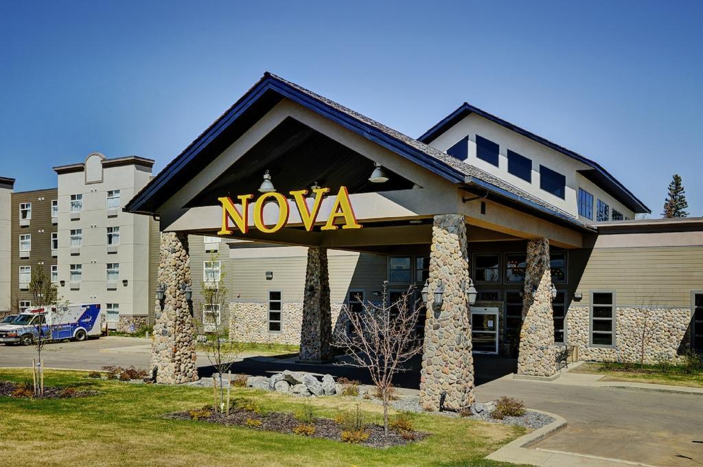 Chateau Nova Hotel Fort Mcmurray Exterior photo